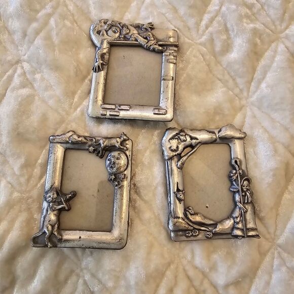 Vintage Pewter Frames Cat Played The Fiddle & Humpty Dumpty  Set Of 3 - Picture 1 of 5